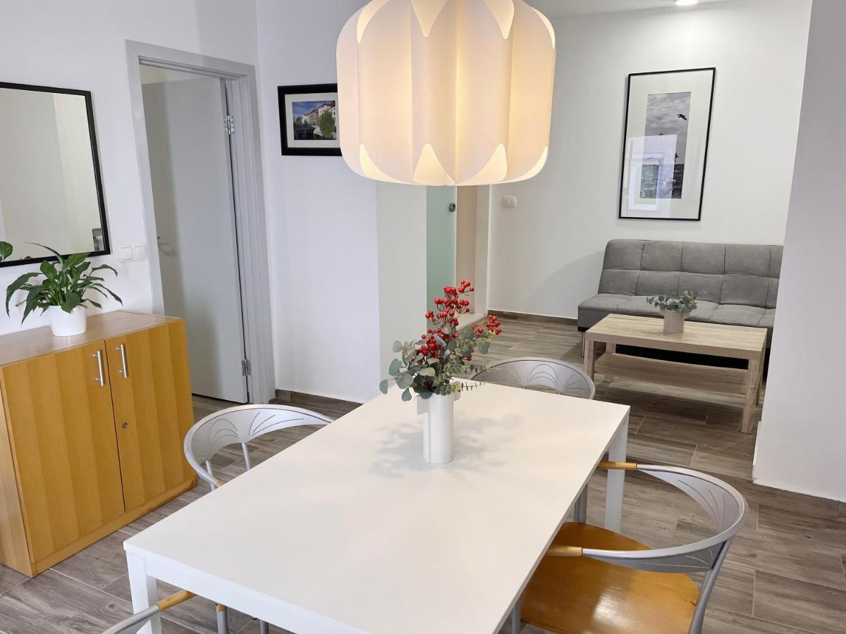Appartamento Renovated City Center Apt End Of Sept 23 Lubiana Esterno foto